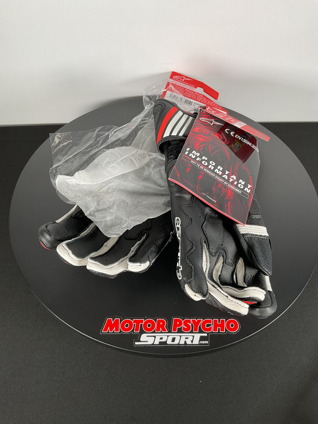 Alpinestars GP Plus R V2 Gloves - Black/White - Size 2XL - Used Like New