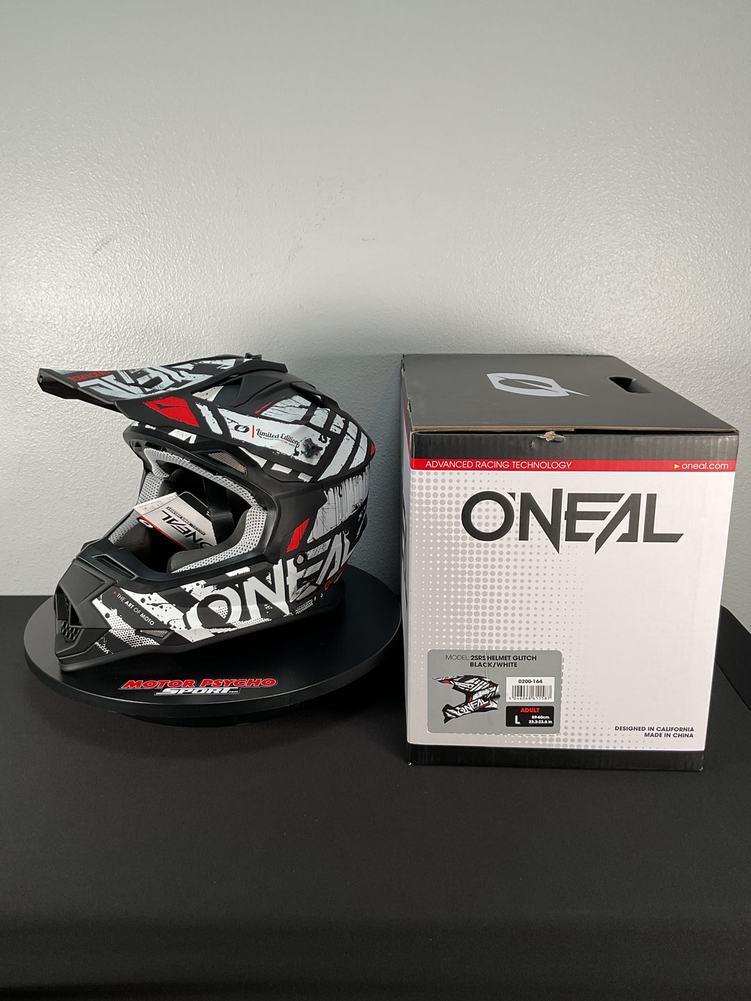 O'Neal 2 SRS Glitch V.23 Helmet Black/White - Size L - OPEN BOX