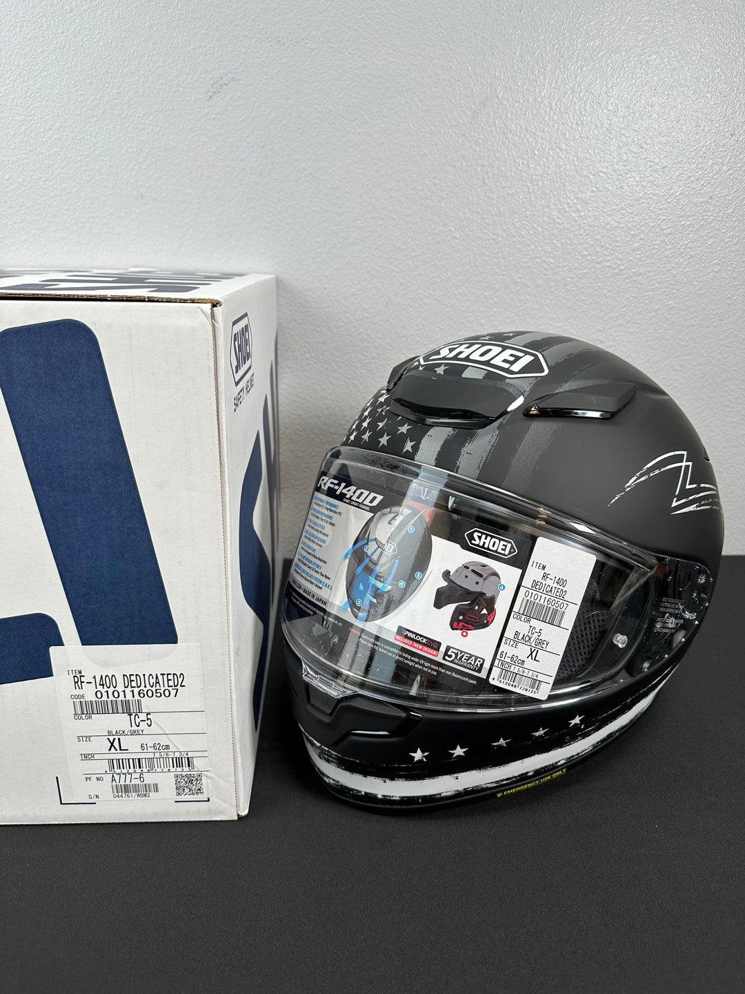 Shoei RF-1400 Dedicated 2 Helmet Matte TC-5 Black/White - Size XL - OPEN BOX - Motor Psycho Sport