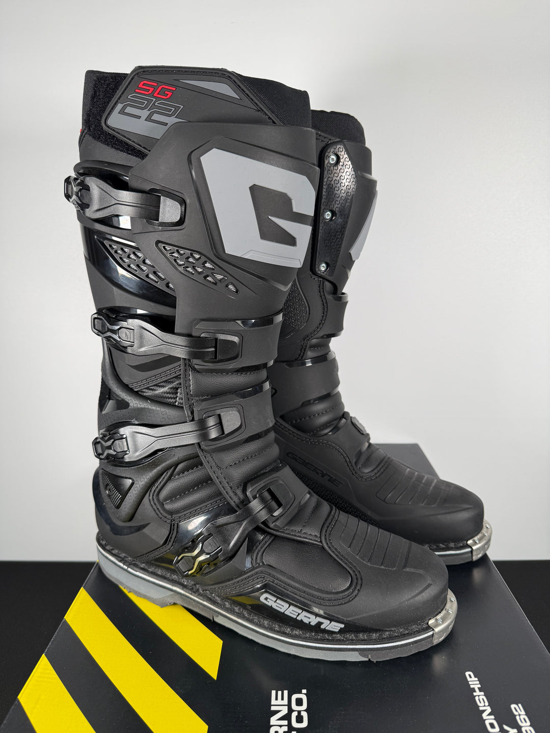 Gaerne SG-22 Boots - Black - Size Euro 46 / US 11 - OPEN BOX