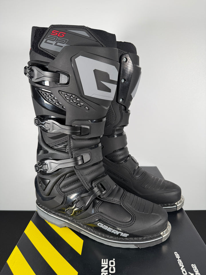 Gaerne SG-22 Boots - Black - Size Euro 46 / US 11 - OPEN BOX