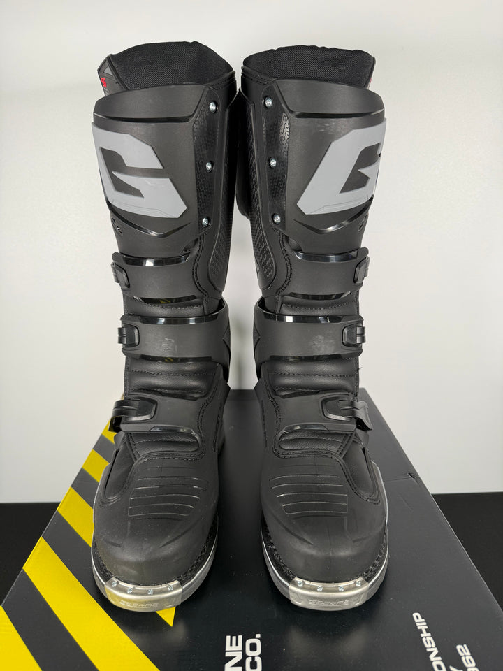 Gaerne SG-22 Boots - Black - Size Euro 46 / US 11 - OPEN BOX