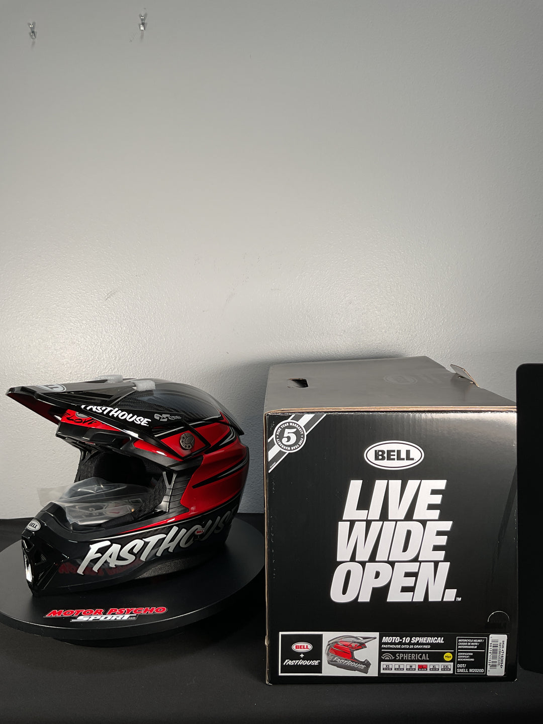 Bell Moto-10 Spherical Helmet - Fasthouse DID 25 Gloss Gray/Red - Size Large - OPEN BOX