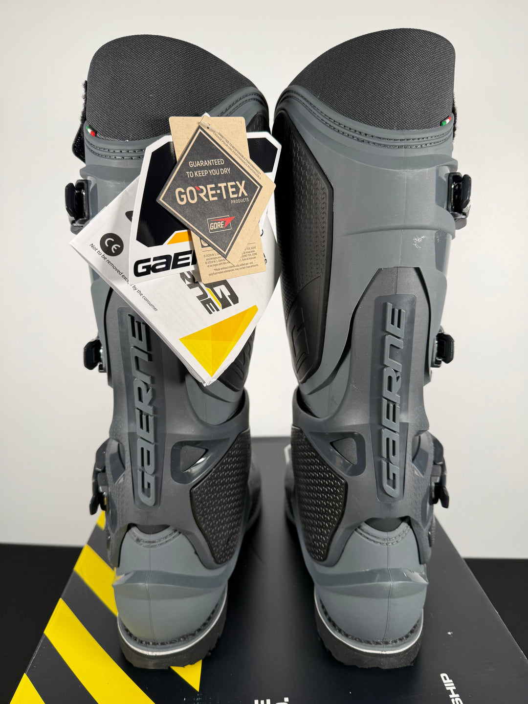 Gaerne SG-22 Gore-Tex Enduro Boots - Battleship - Size Euro 44 / US 9.5 - OPEN BOX