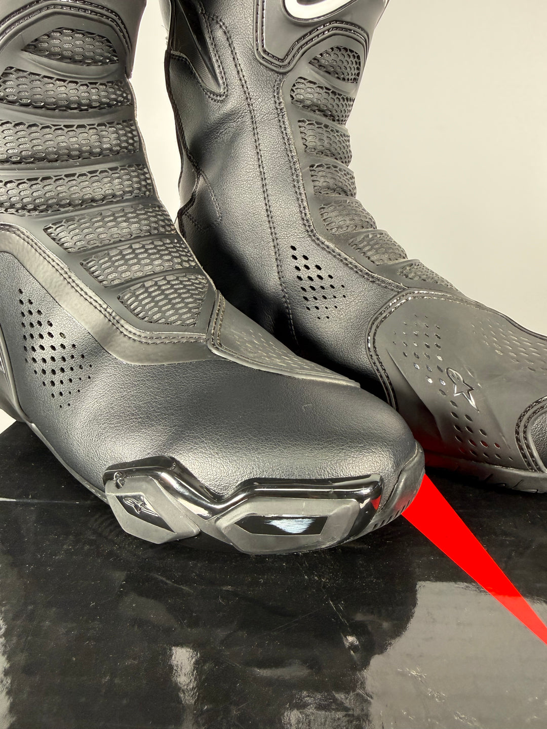 ALPINESTARS SMX-6 V3 VENTED BOOTS - BLACK - Size Euro 48 / US 12.5 - USED / GOOD