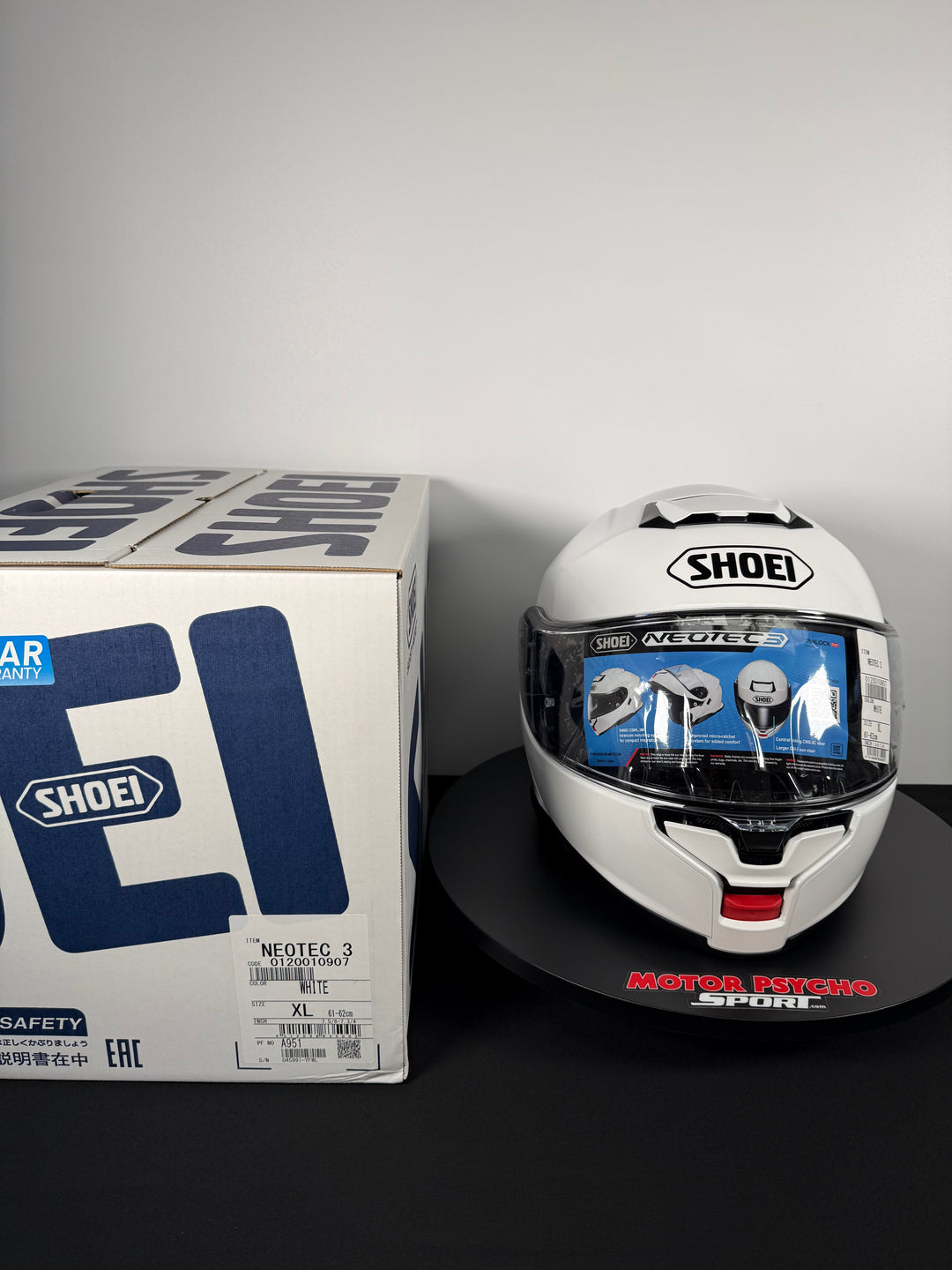 Shoei Neotec 3 Modular Helmet - Gloss White - Size XL - USED / OPEN BOX