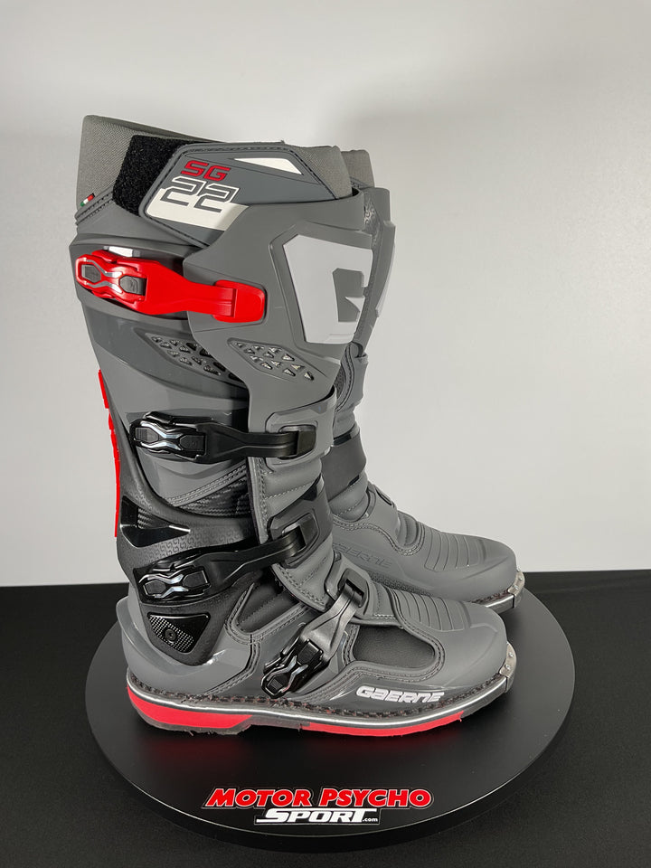 Gaerne SG-22 Boots - Anthracite/Black/Red
