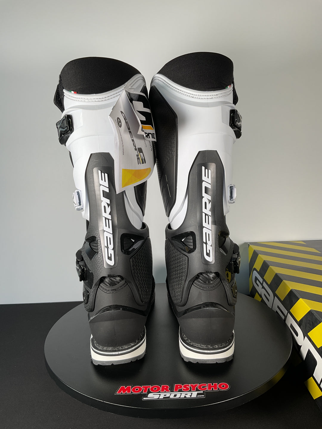 Gaerne SG-22 Boots - Black/White - Size 10 - OPEN BOX
