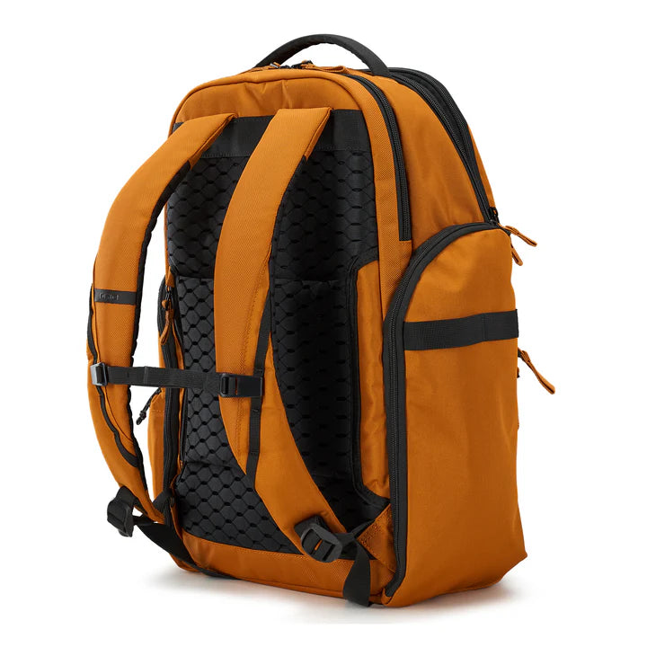 OGIO PACE PRO 25 BACKPACK - DESERT
