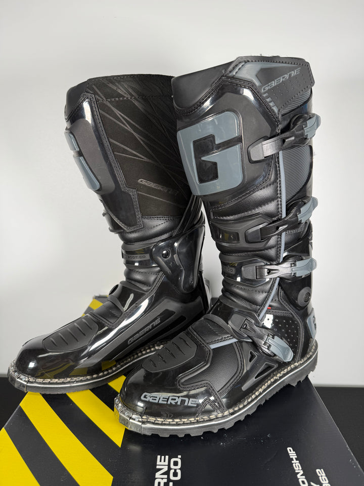 Gaerne Fastback Endurance Enduro Boots - Midnight - Size EU 44 / US 9.5 - OPEN BOX