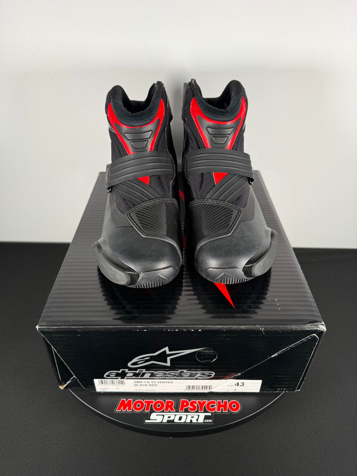 ALPINESTARS SMX-1 R V2 VENTED BOOTS - BLACK/RED - Size Euro 43 US 9 - OPEN BOX