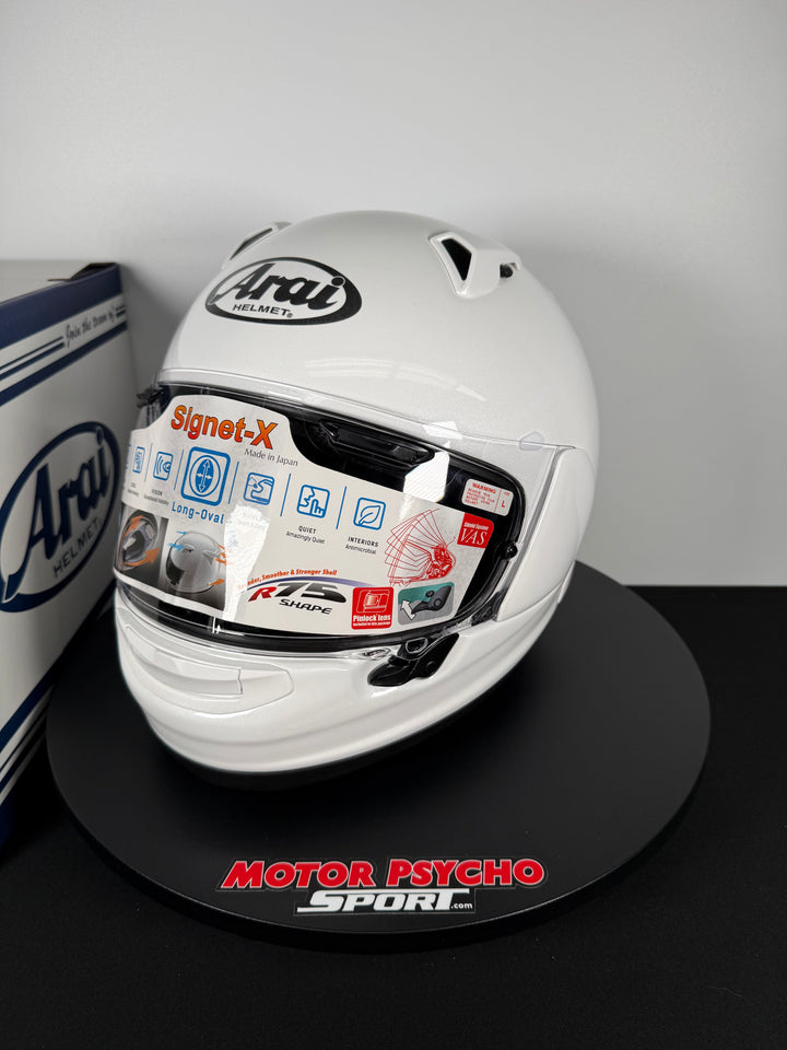 Arai Signet-X Helmet - Diamond White - Size Large - OPEN BOX - FINAL SALE / NO RETURNS