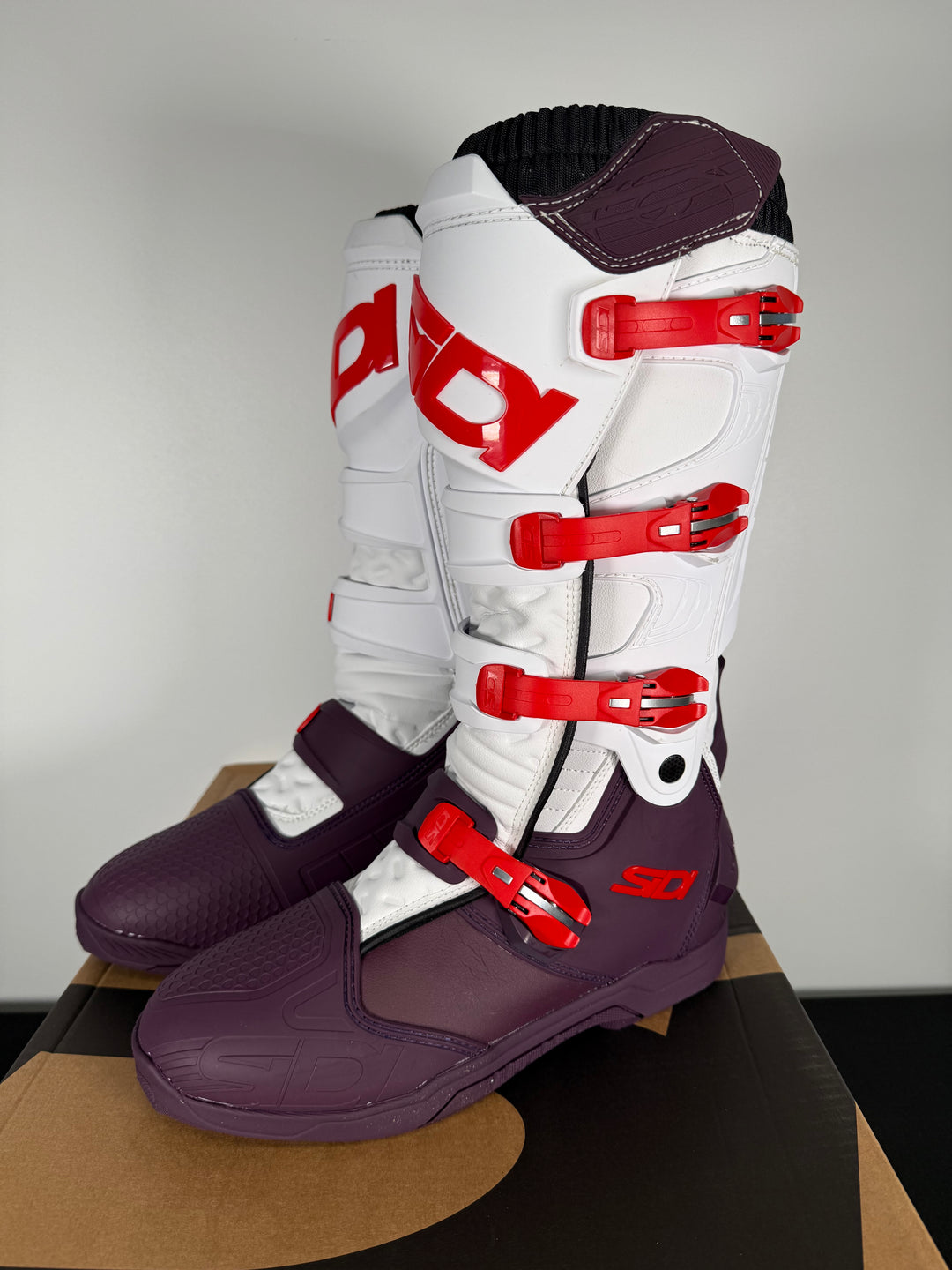 Sidi X Power SC Boot - White/Wine - Size EU 44 / US 10.2 - OPEN BOX - FINAL SALE / NO RETURNS