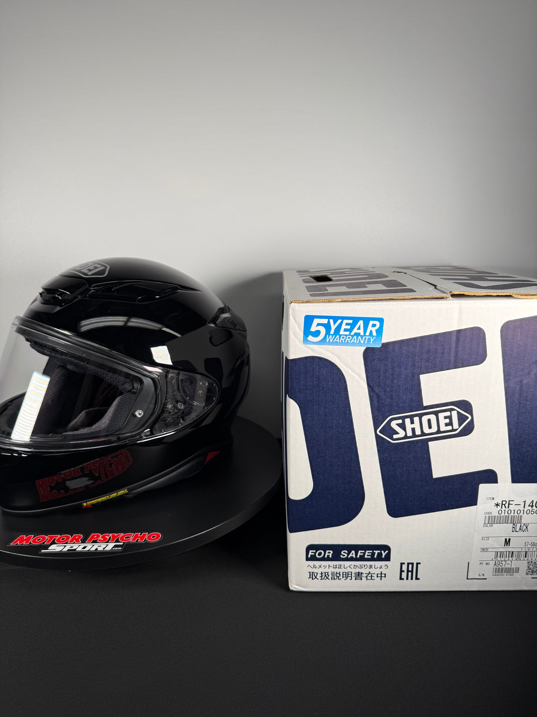 Shoei RF-1400 Helmet - Gloss Black Size MD - USED / LIKE NEW