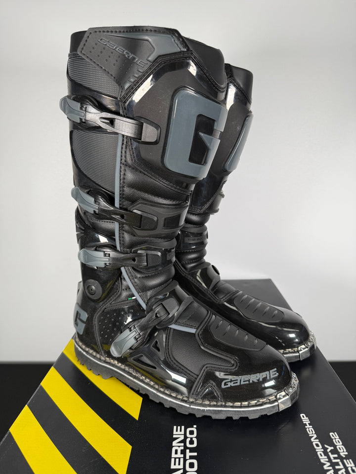 Gaerne Fastback Endurance Enduro Boots - Midnight - Size EU 44 / US 9.5 - OPEN BOX