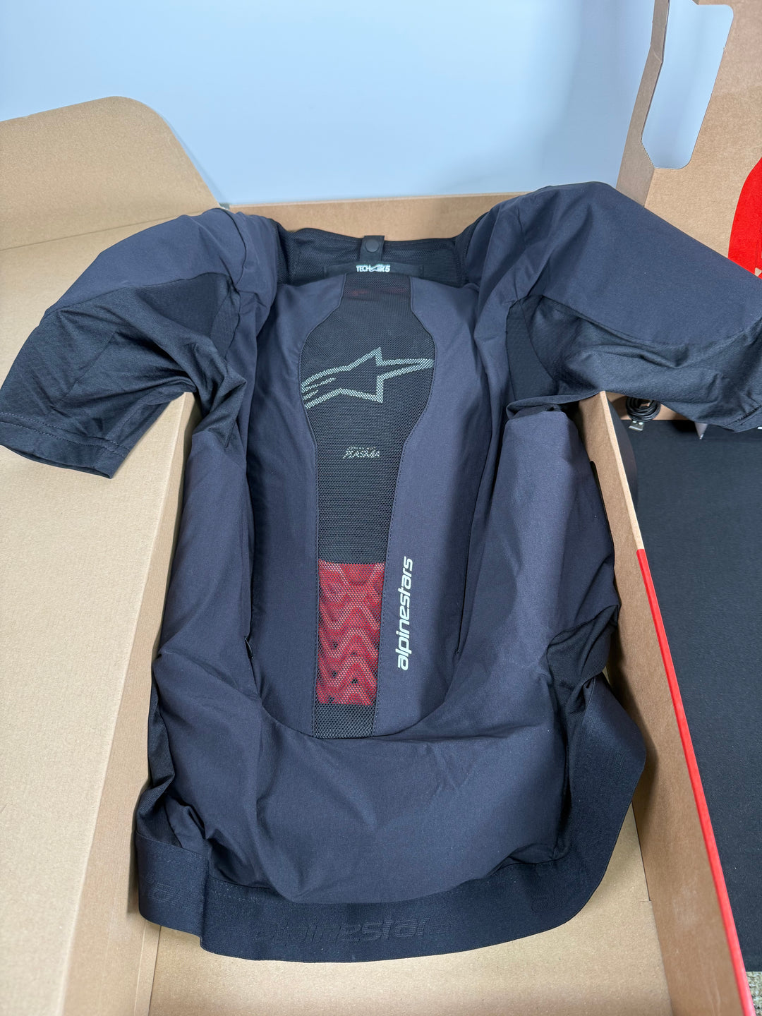 ALPINESTARS TECH-AIR 5 PLASMA - BLACK - Size S - OPEN BOX