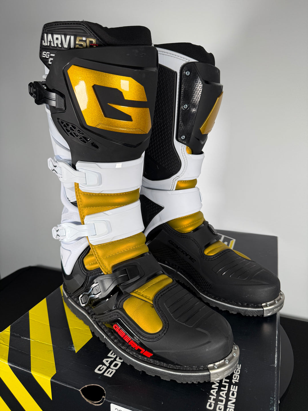 Gaerne SG-22 Enduro Boots - Jarvis 50th Anniversary Edition - Size EU 44.5 / US 10 - OPEN BOX / FINAL SALE / NO RETURNS