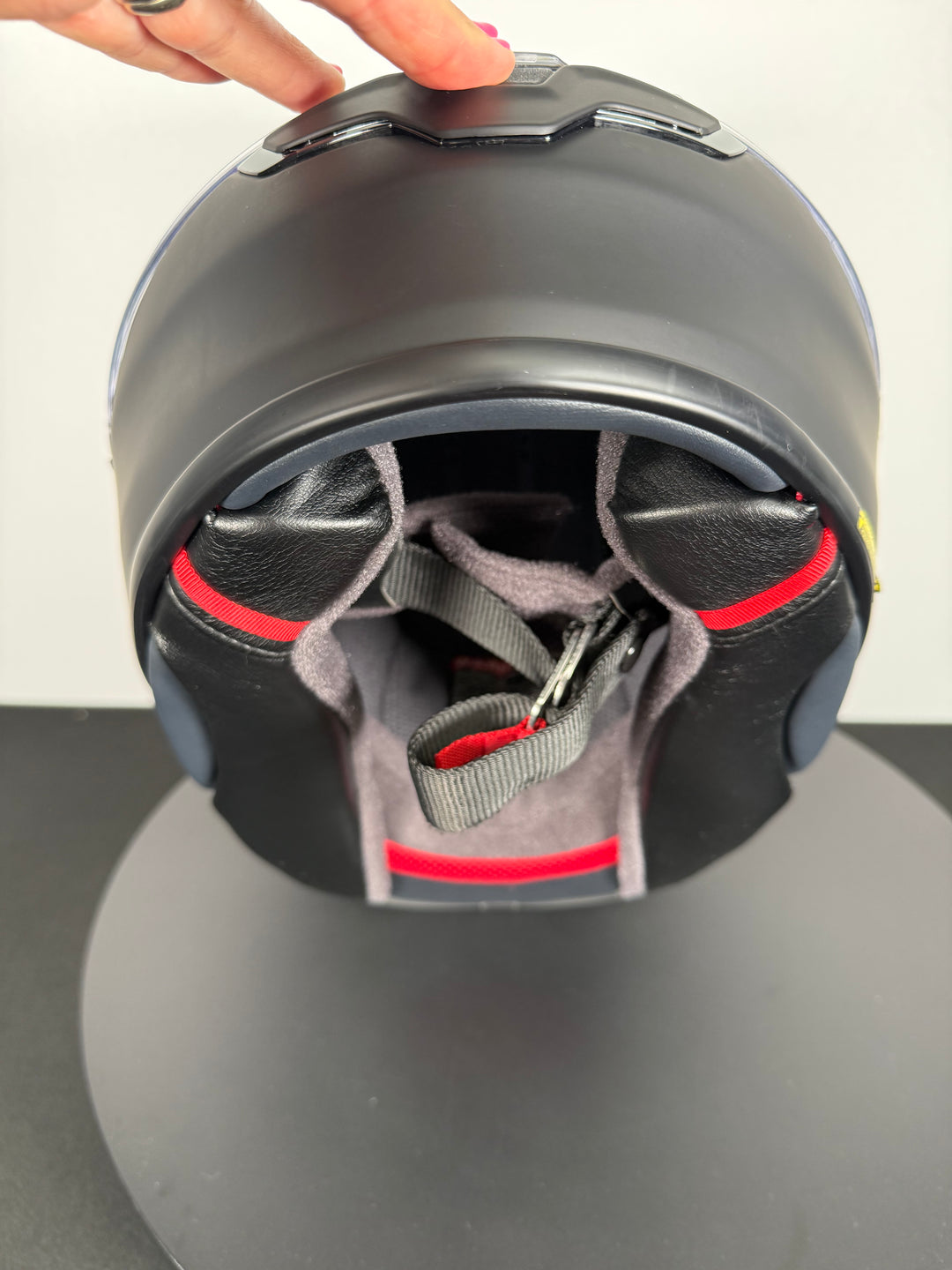 Shoei RF-1400 Helmet - Matte Black - Size Large - USED / GOOD - FINAL SALE / NO RETURNS