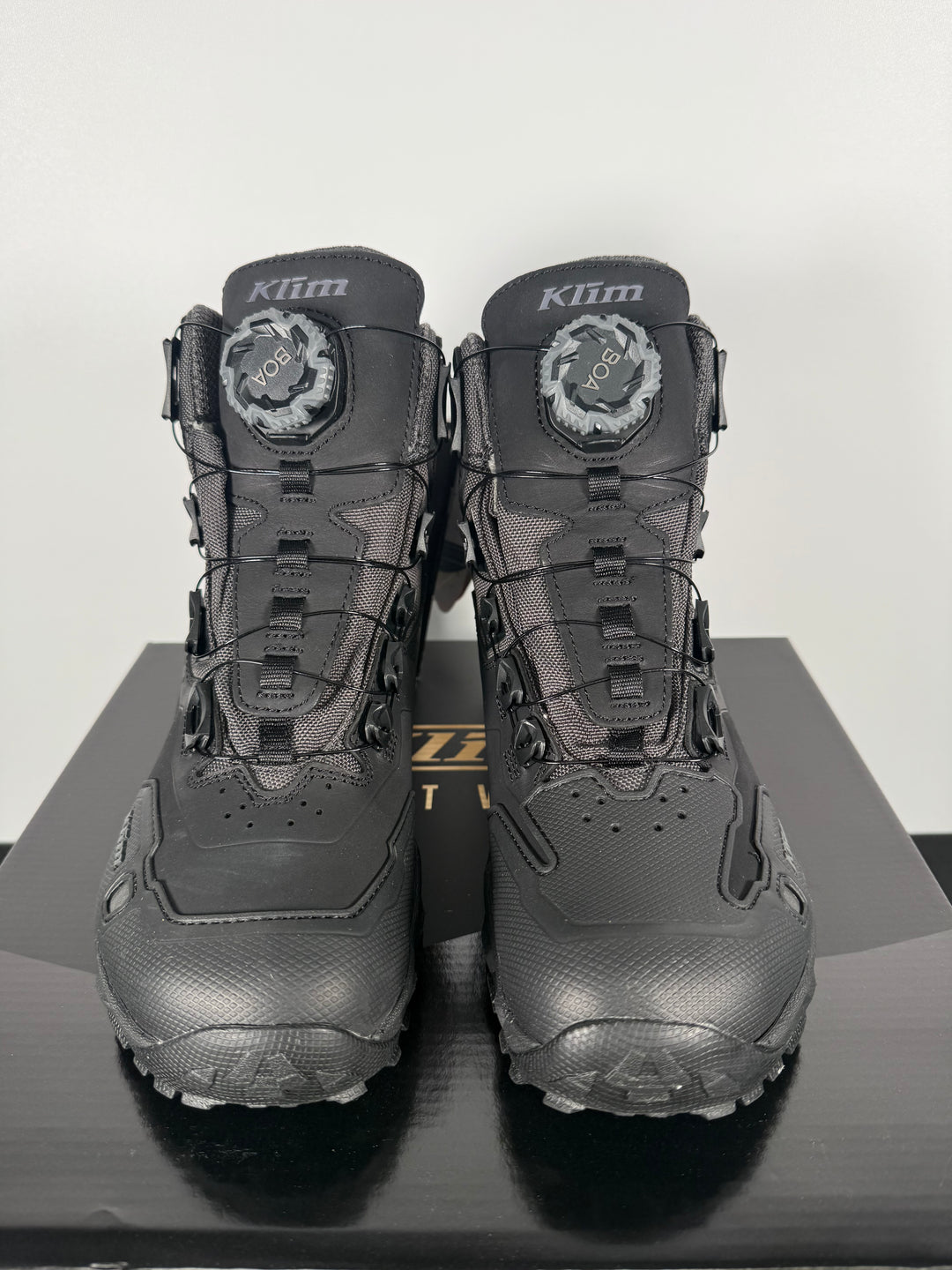 KLIM OUTLANDER GTX BOOT - STEALTH BLACK - Size Euro 40.0 / US 7 - OPEN BOX
