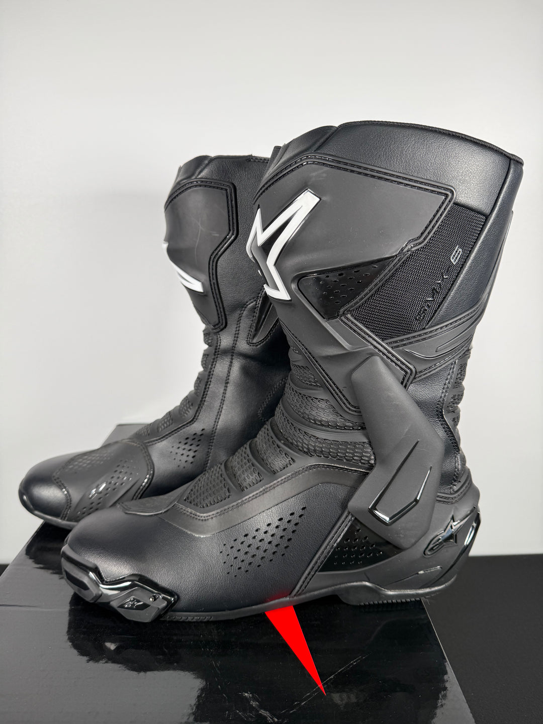 ALPINESTARS SMX-6 V3 VENTED BOOTS - BLACK - Size Euro 48 / US 12.5 - USED / GOOD