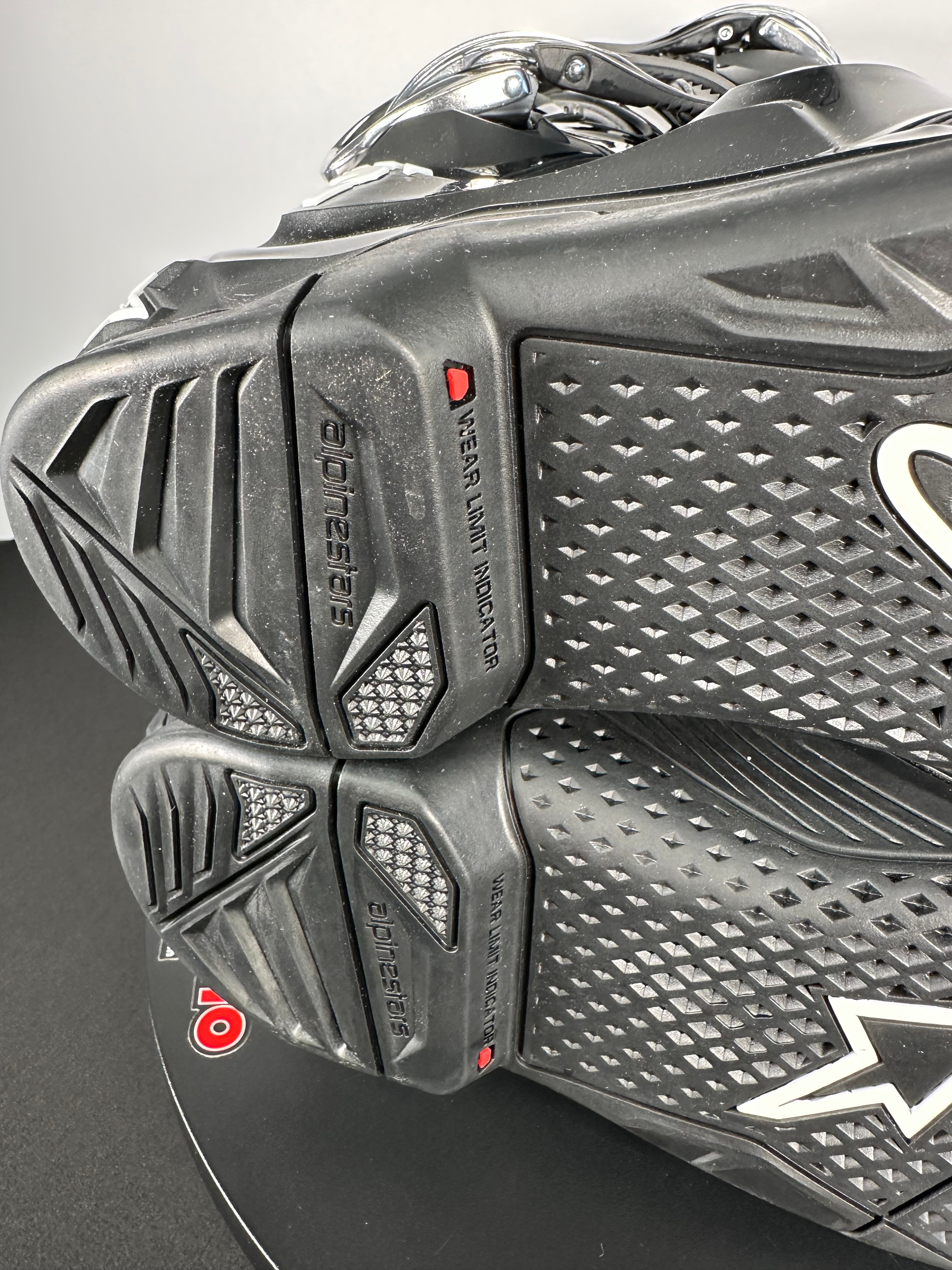 Alpinestars Tech 7 Boots 2025 - Black – Motor Psycho Sport
