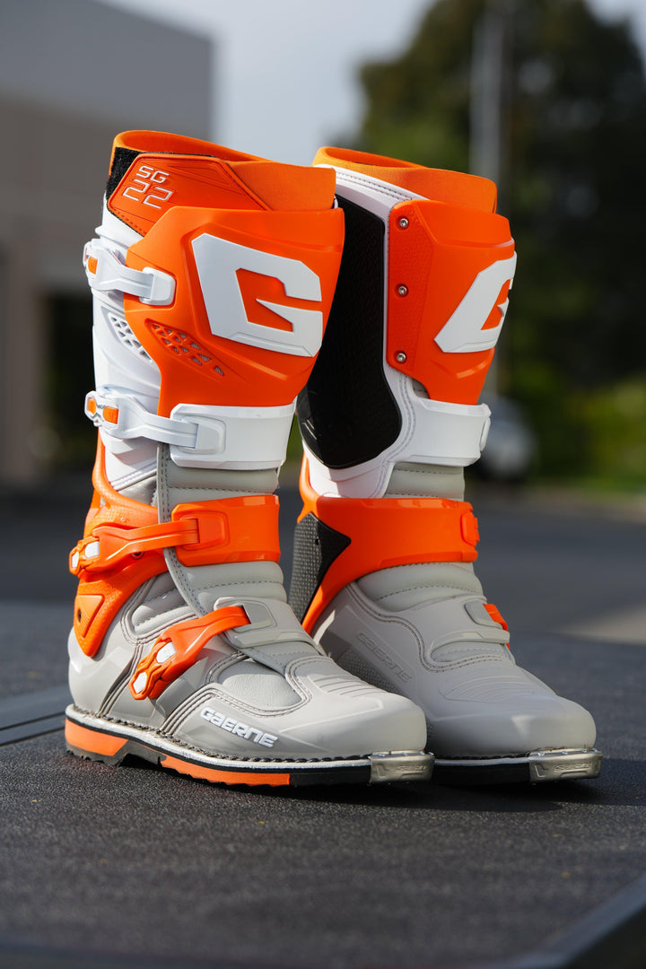 Gaerne SG-22 Boots - Orange/White/Grey