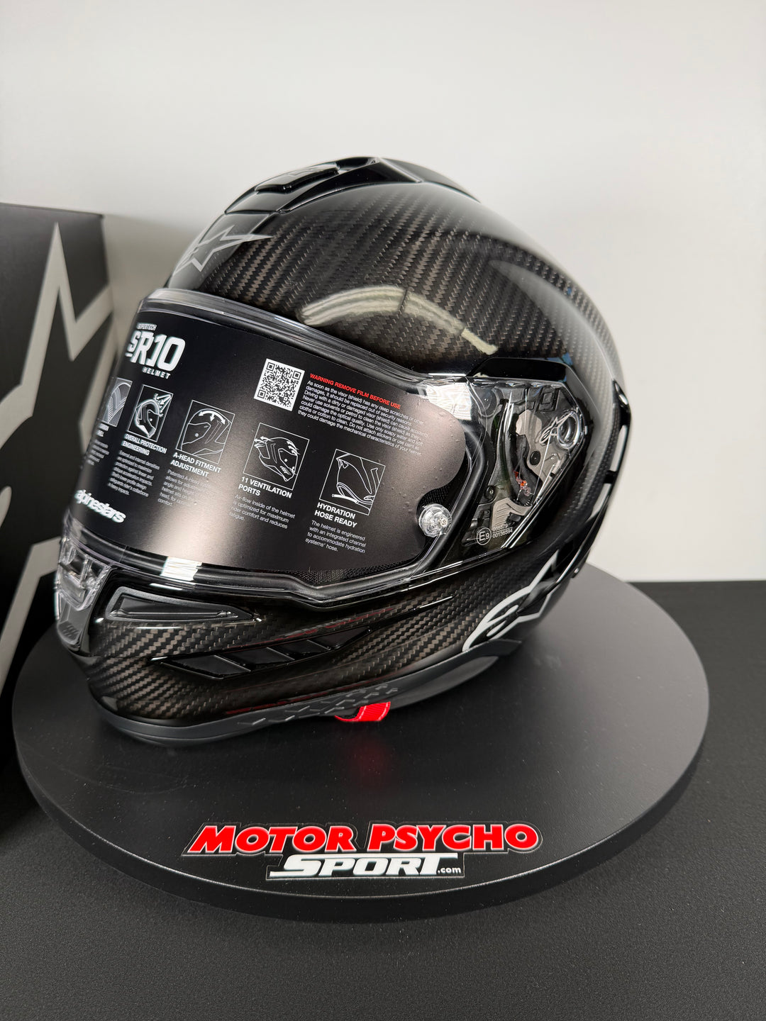 Alpinestars Supertech R10 Helmet -Carbon Black - Size Large - USED / LIKE NEW - FINAL SALE / NO RETURNS