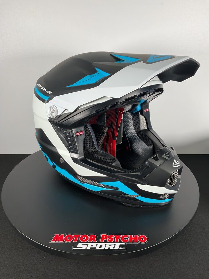 6D ATR-2Y Drive Youth Helmet - Cyan - Size Youth Small - OPEN BOX