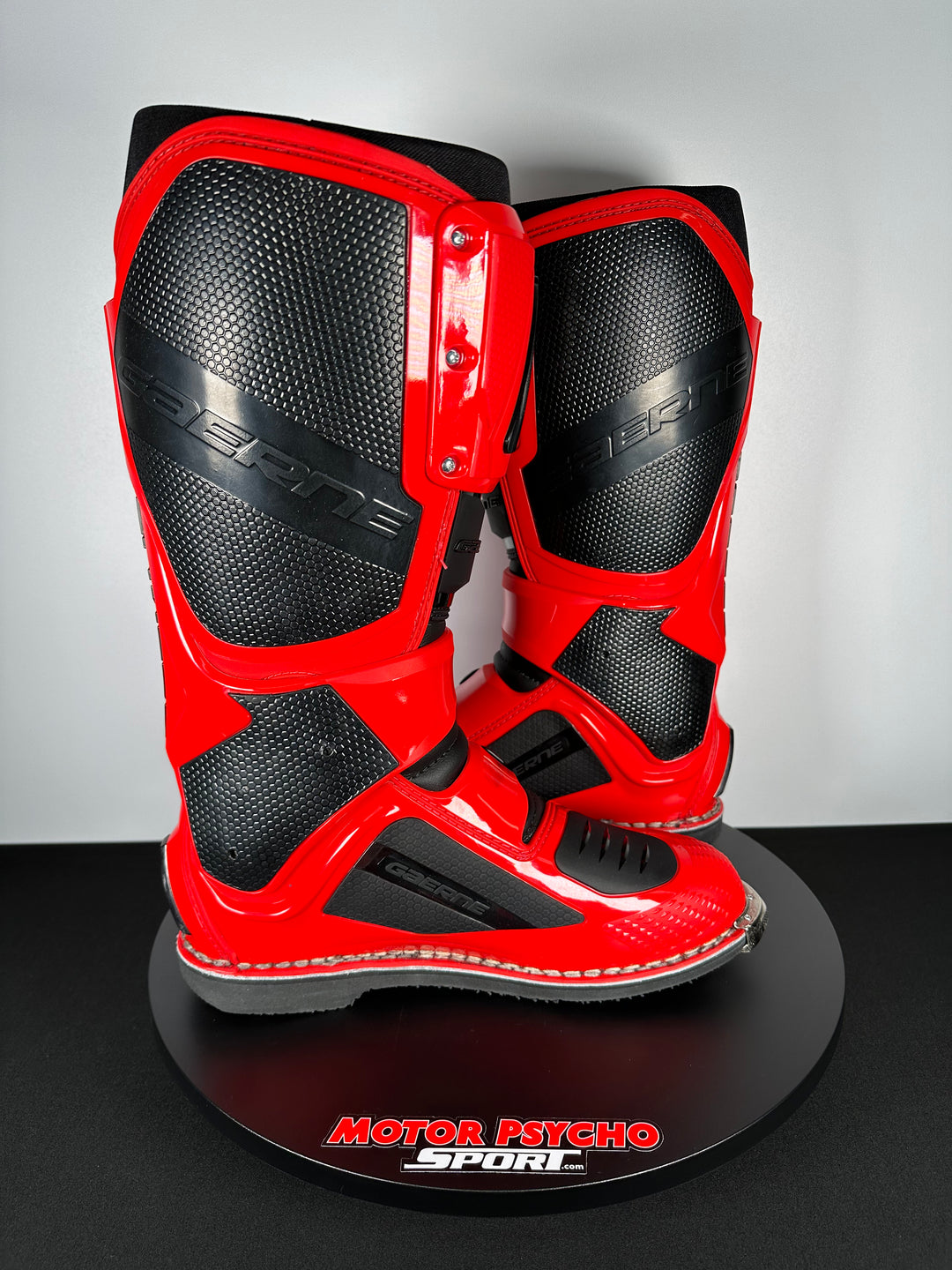 GAERNE 自転車シューズ 黒/赤 Gaerne SG-12 Boots - Red/Black GAERNE 自転車シューズ 黒/赤 Gaerne SG-12 Boots - Red/Black