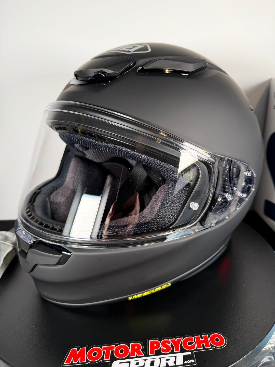 Shoei RF-1400 Helmet - Matte Black - Size XL - USED LIKE NEW