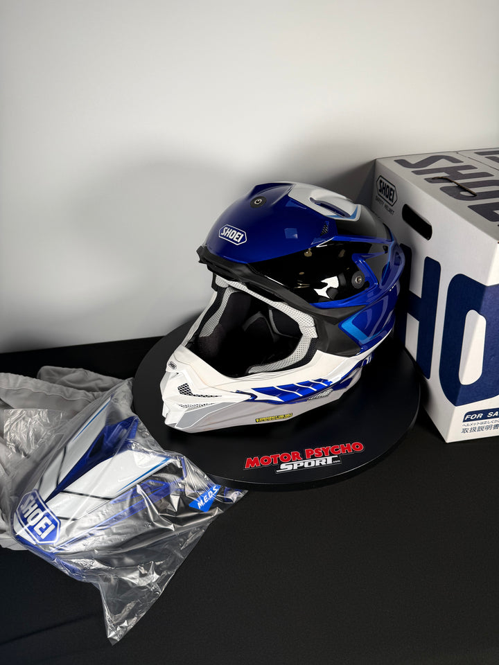 Shoei VFX-EVO Jammer Helmet - TC-2 - Size Medium - USED / OPEN BOX