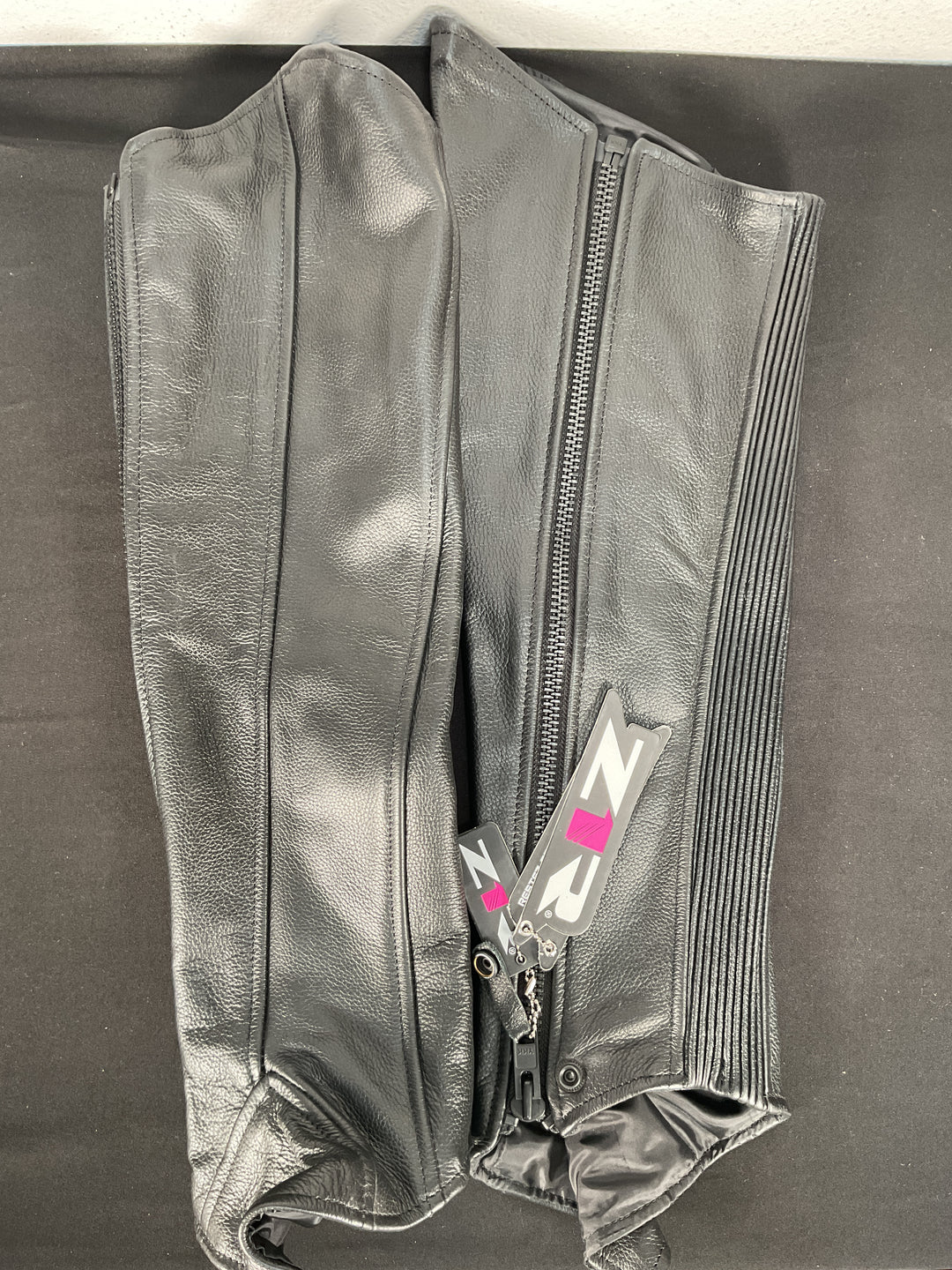 Z1R Women's Half Chaps - Black- Large/Extra large - Used Like New