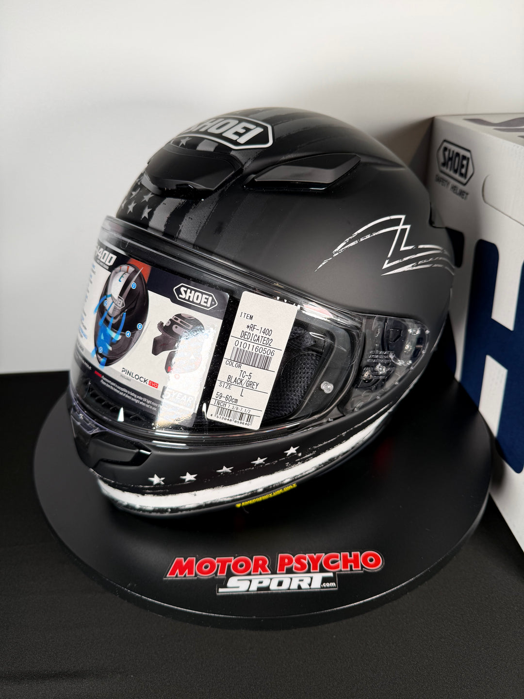 Shoei RF-1400 Dedicated 2 Helmet Matte TC-5 Black/White - Size Large - USED / OPEN BOX #2 Shoei RF-1400 Dedicated 2 Helmet Matte TC-5 Black/White - Size Large - USED / OPEN BOX #2