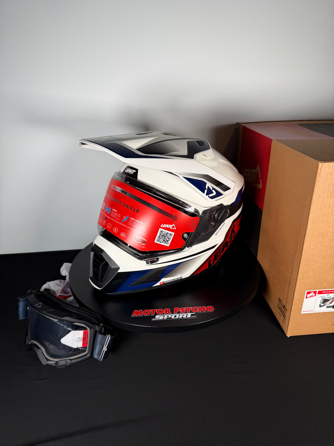 Leatt Helmet Kit ADV 8.5 V25 Royal - Size Medium - OPEN BOX