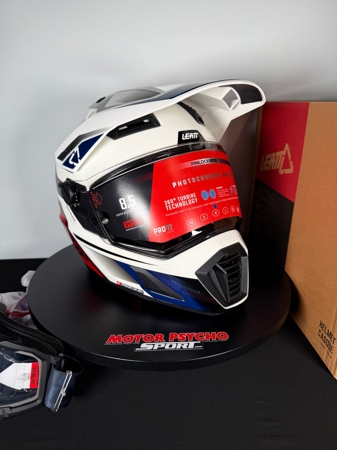 Leatt Helmet Kit ADV 8.5 V25 Royal - Size Medium - OPEN BOX
