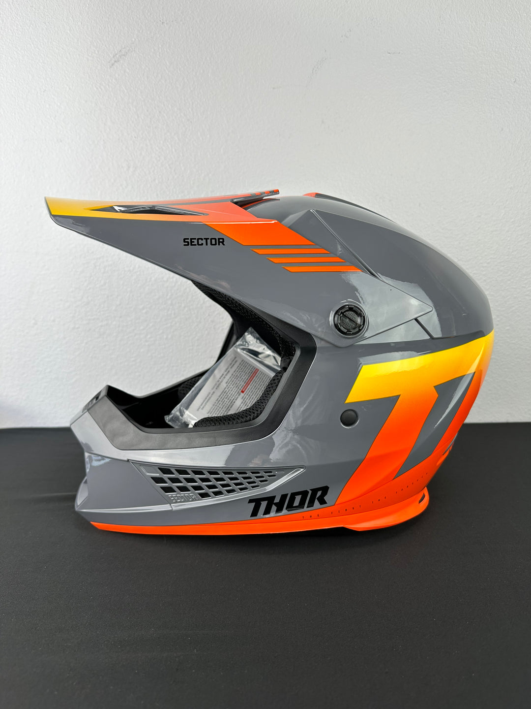 Thor Sector 2 Carve Helmet - Charcoal/Orange Size Medium - USED FLOOR SAMPLE