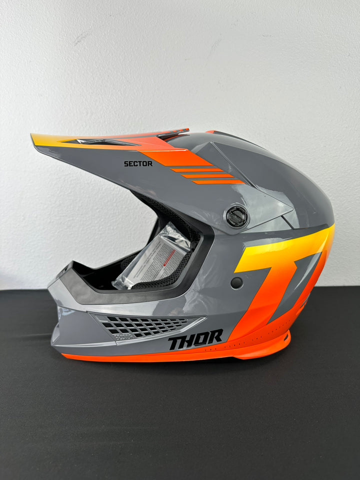 Thor Sector 2 Carve Helmet - Charcoal/Orange Size Medium - USED FLOOR SAMPLE