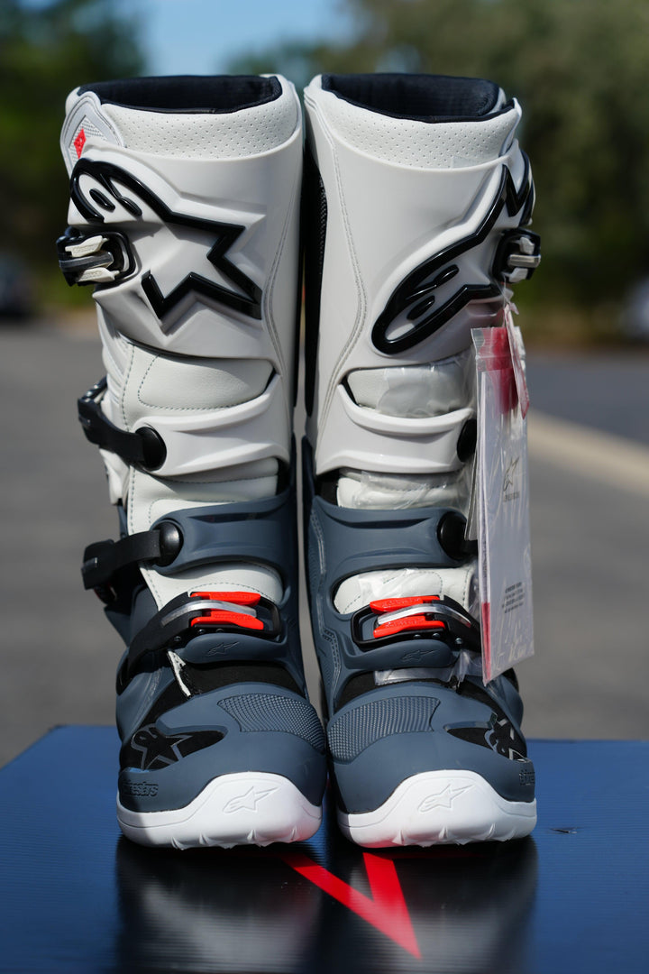 Alpinestars Tech 7 Gray/White Boots - Size 9 - Motor Psycho Sport