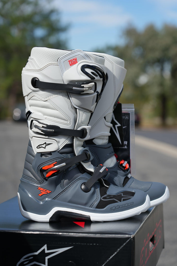 Alpinestars Tech 7 Gray/White Boots - Size 9 - Motor Psycho Sport