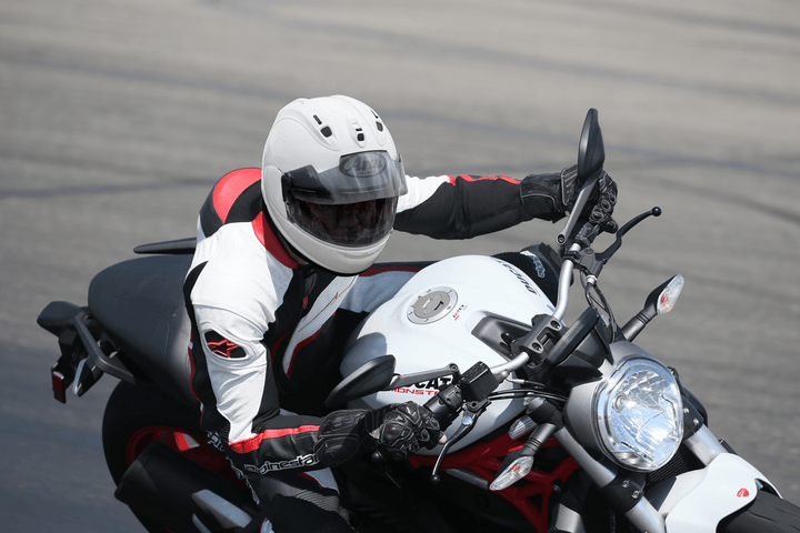 Arai Corsair-X Helmet - White - Motor Psycho Sport