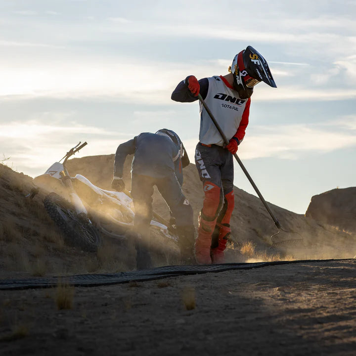 One Industries X-197 Pant - CHARGED LE