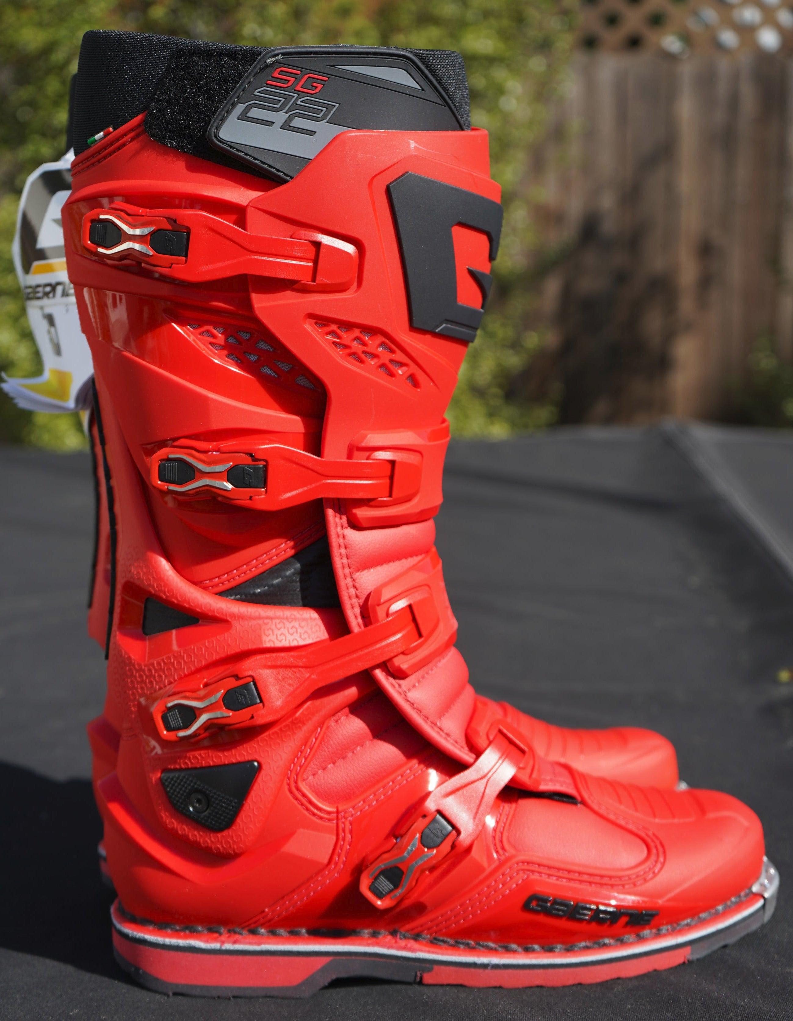 Gaerne SG-22 Boots - Red – Motor Psycho Sport