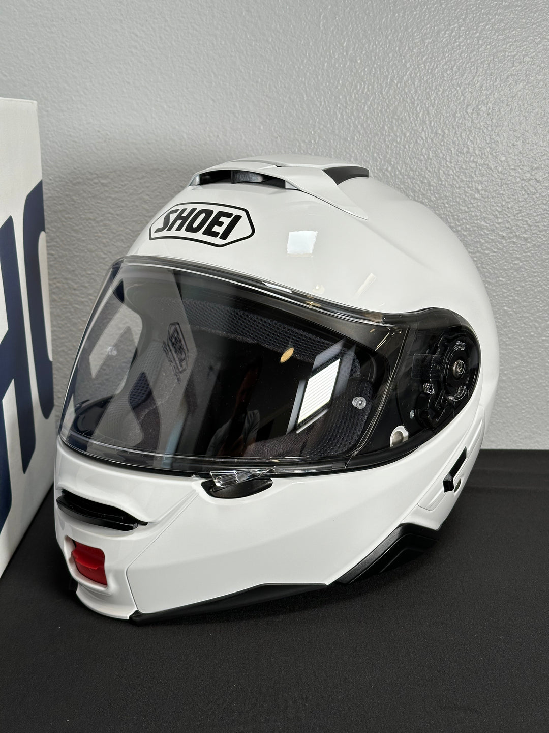 Shoei Neotec II Modular Helmet - White - Size XS OPEN BOX - Motor Psycho Sport