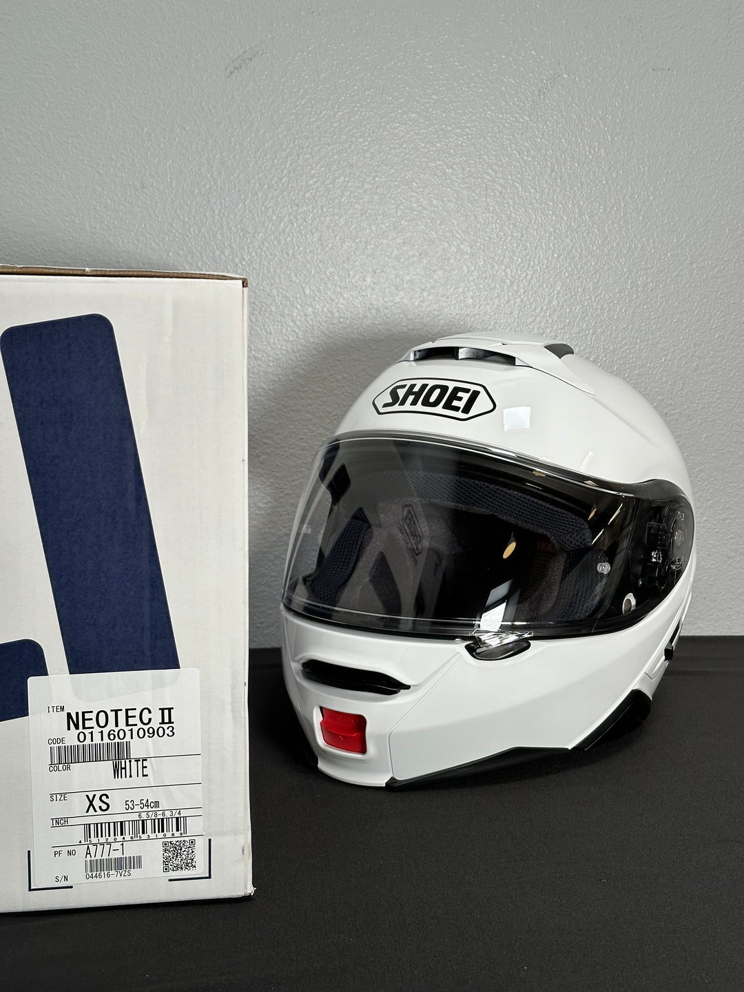 Shoei Neotec II Modular Helmet - White - Size XS OPEN BOX - Motor Psycho Sport