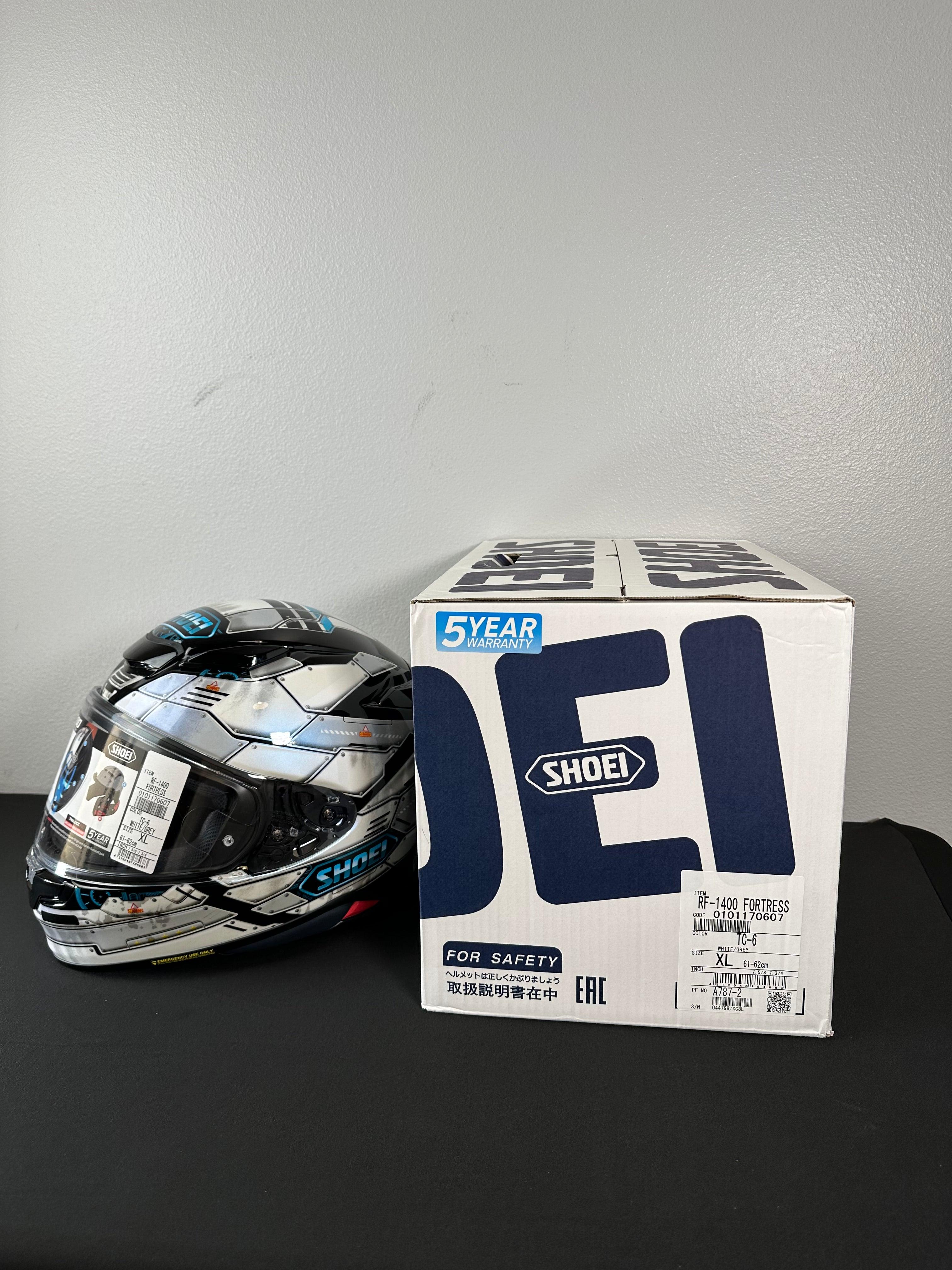 Shoei RF-1400 Fortress Helmet - TC-6 White/Gray - Size XL - USED