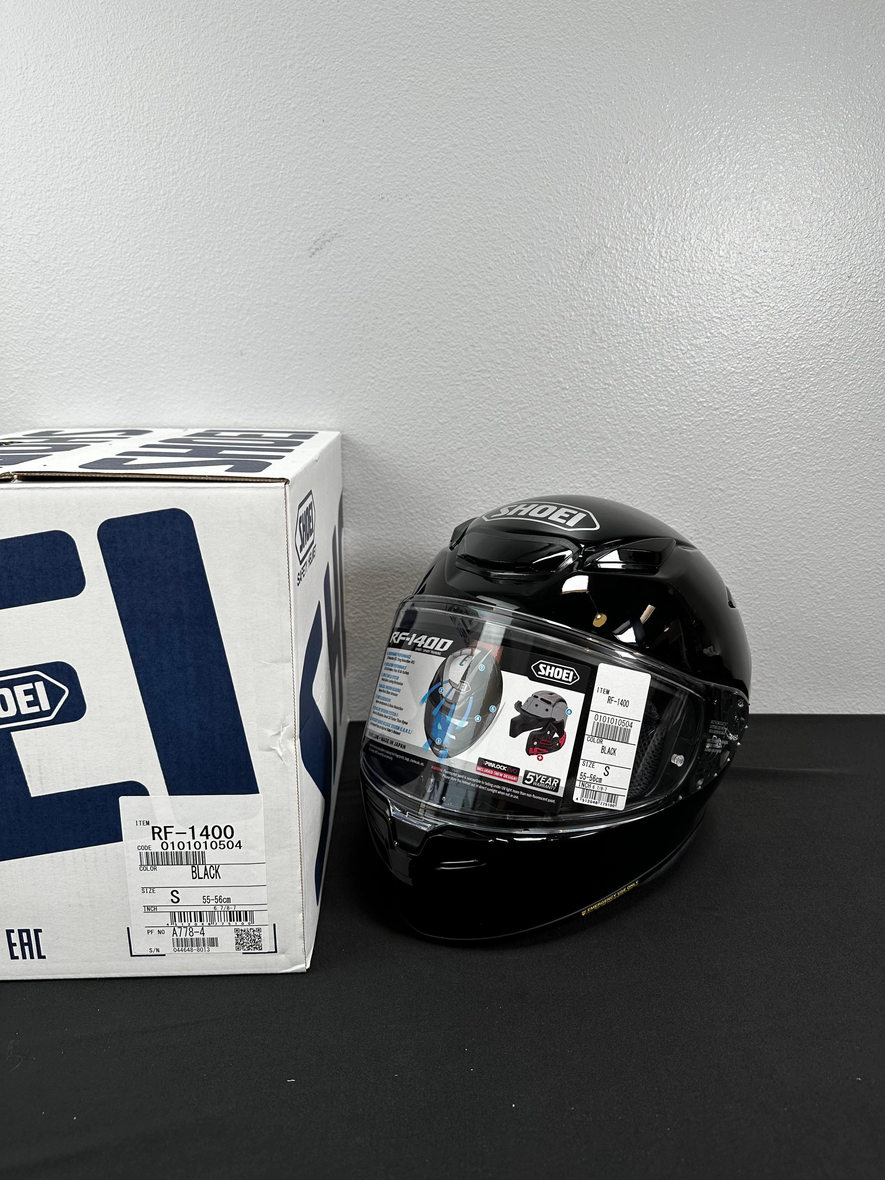 Shoei RF-1400 Helmet - Gloss Black - Size Small - USED / OPEN BOX
