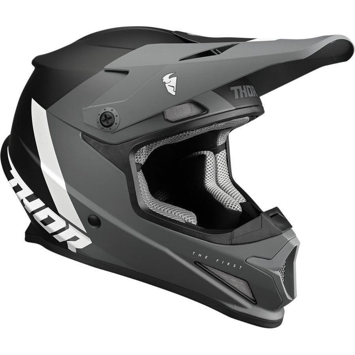 Thor Sector Chev Gray/Black Helmet 2022 - Motor Psycho Sport