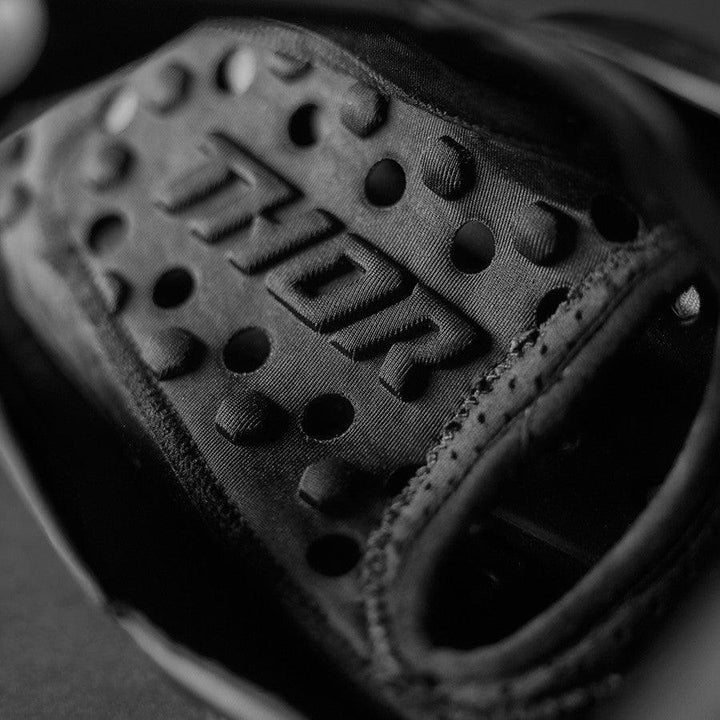Thor Sentinel LTD Knee Guards - Black - Motor Psycho Sport