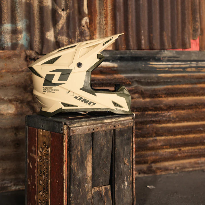 One Industries X-297 HELMET - FOCUS WESTON SAND